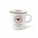 ماگ سفید دسته دار سایز متوسط با طرح true heart جنس سرامیک و مناسب نوشیدنی سرد و گرم
